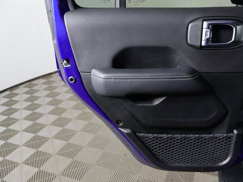 Used 2020 Jeep Wrangler Unlimited Sahara w/ LED Lighting Group image 18