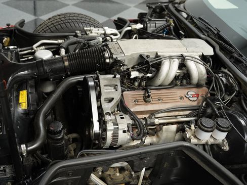 Used 1989 Chevrolet Corvette Coupe image 26