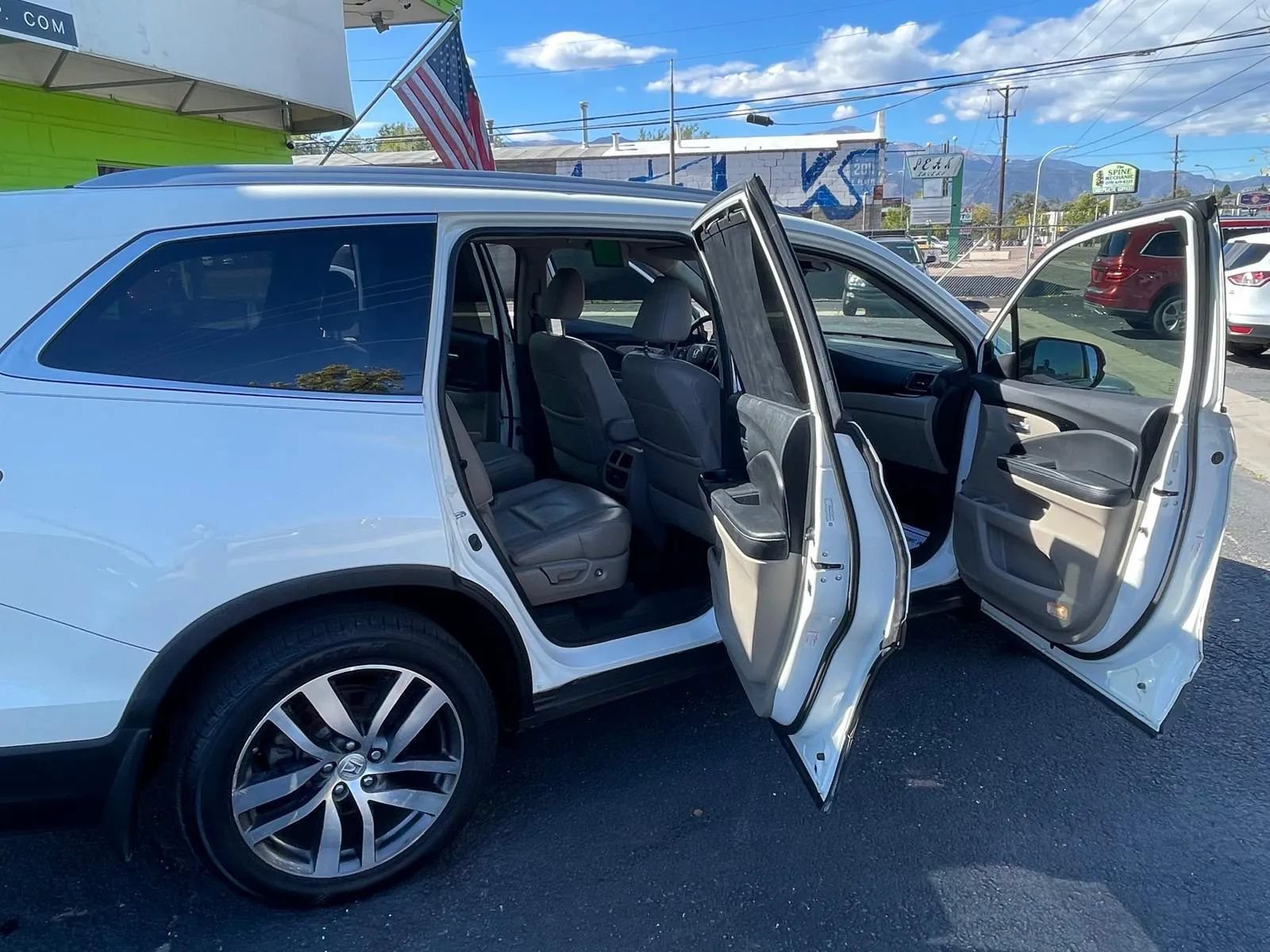 Used 2016 Honda Pilot Elite image 18