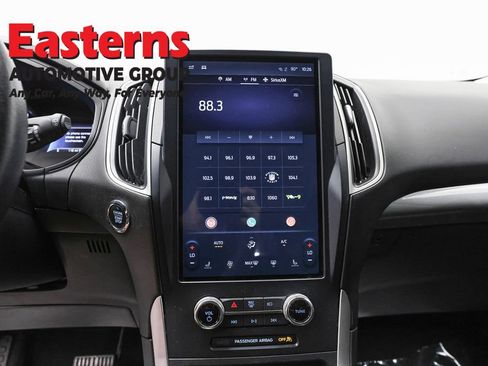 Used 2023 Ford Edge SEL AWD/4WD image 11