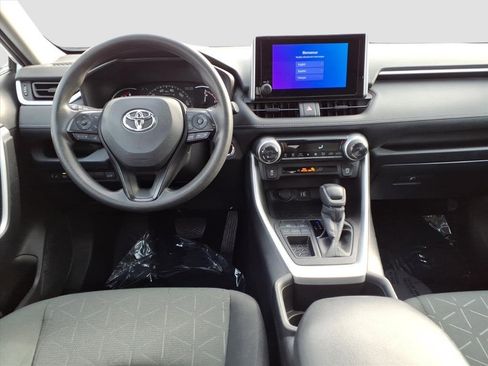 Used 2024 Toyota RAV4 XLE image 33