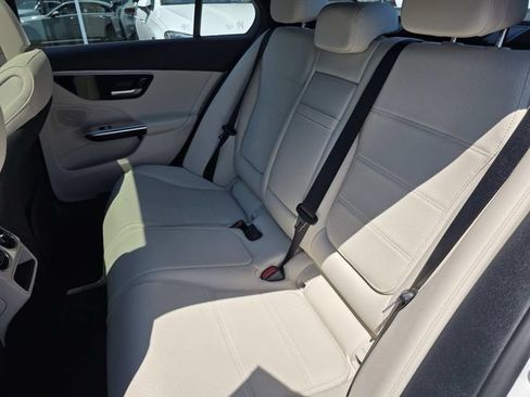 Used 2024 Mercedes-Benz C 300 4MATIC Sedan image 6
