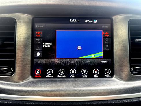 Used 2017 Dodge Charger R/T image 19