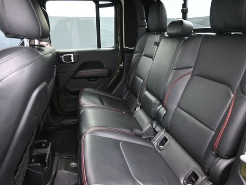 Used 2023 Jeep Gladiator Rubicon w/ LED Lighting Group image 10