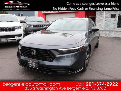 Used 2026 Honda Accord SE image 1