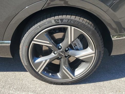 New 2026 Genesis GV80 2.5T Prestige image 3