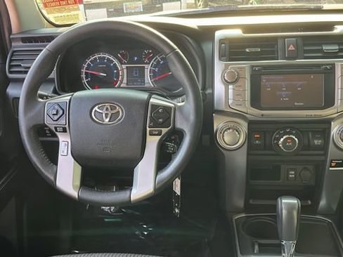 Used 2019 Toyota 4Runner SR5 RWD image 4