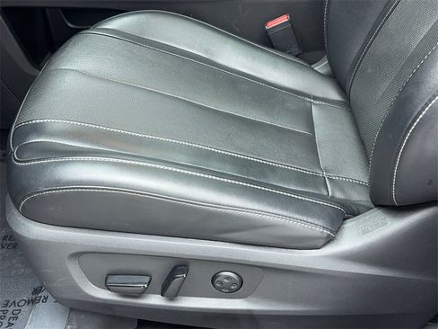 Used 2024 INFINITI QX60 Luxe image 34