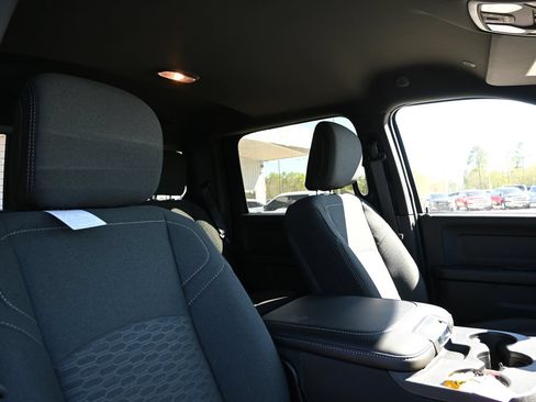 New 2026 RAM 3500 Tradesman AWD/4WD image 25