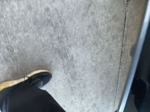 Used 2023 BMW X7 xDrive40i w/ Dynamic Handling Package image 33