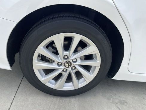 Used 2024 Toyota Camry LE w/ Convenience Package FWD image 31