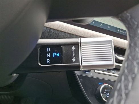 Certified 2024 Hyundai Sonata Limited image 12