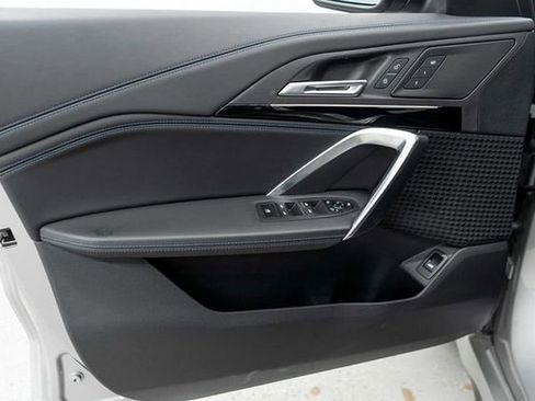 Used 2025 BMW X1 xDrive28i w/ M Sport Line w/ M Sport Package image 14