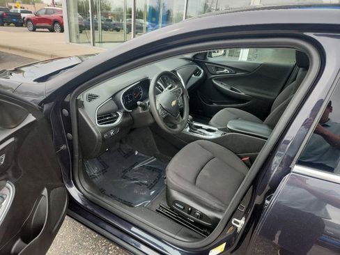 Used 2023 Chevrolet Malibu LT FWD image 9
