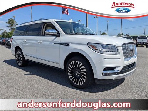 Used 2020 Lincoln Navigator L Black Label w/ Cargo Convenience Package image 1