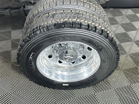 New 2026 RAM 4500 Tradesman 60CA Dually w/ Laramie Trim Package image 15