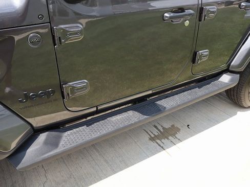 New 2025 Jeep Wrangler Sahara image 30