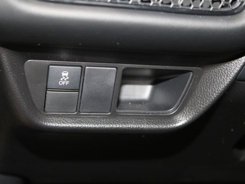 Certified 2025 Honda HR-V EX-L image 10