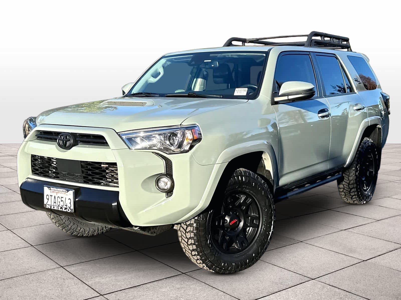 Used 2023 Toyota 4Runner TRD Off-Road Premium AWD/4WD image 1