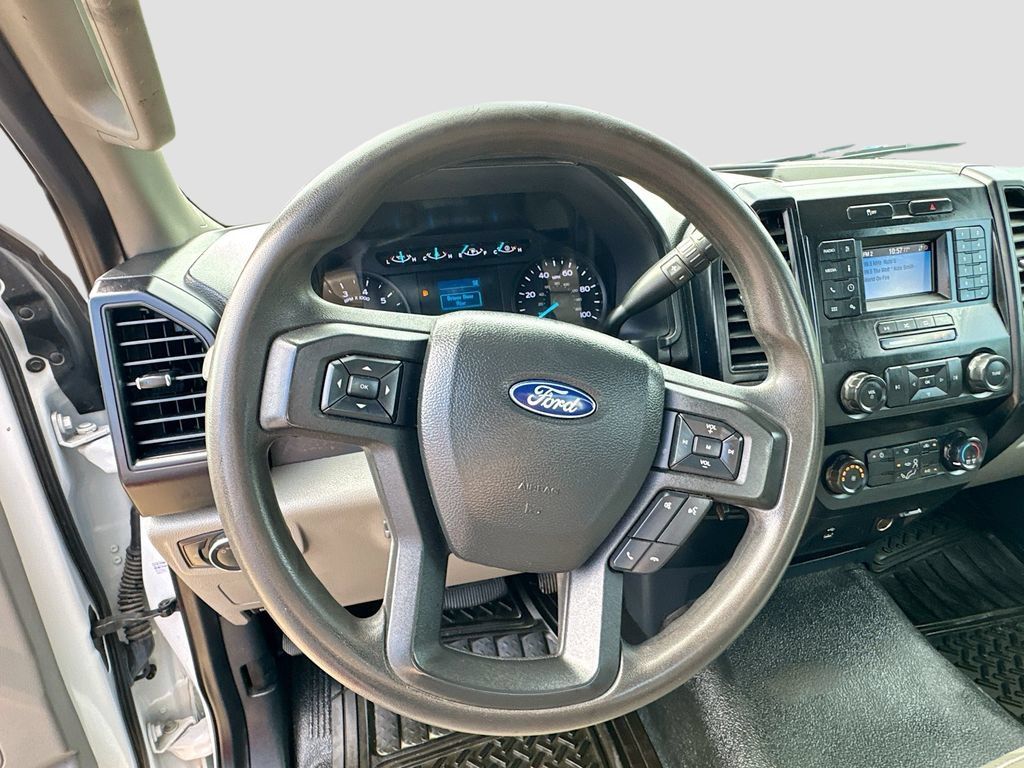 Used 2022 Ford F250 XL RWD image 11