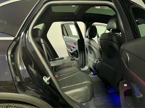 Used 2022 Mercedes-Benz GLC 300 4MATIC image 28