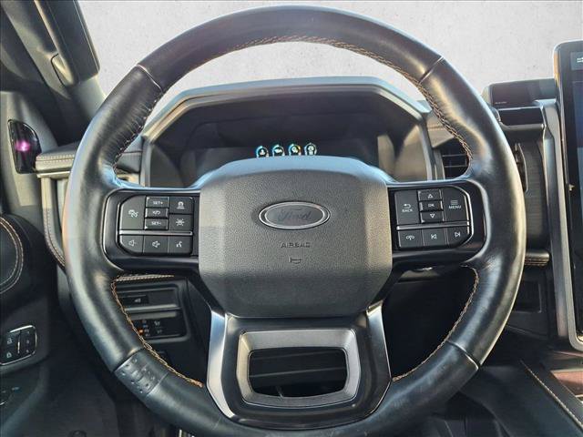 Used 2022 Ford Expedition Platinum AWD/4WD image 14