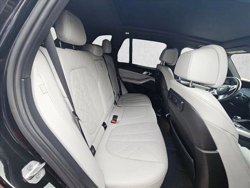 Used 2023 BMW X5 M50i w/ Parking Assistance Package image 15