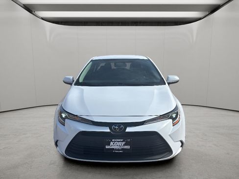 Used 2023 Toyota Corolla LE image 8