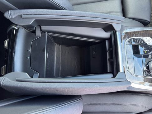 Used 2019 BMW X5 xDrive40i w/ Premium Package 2 image 19