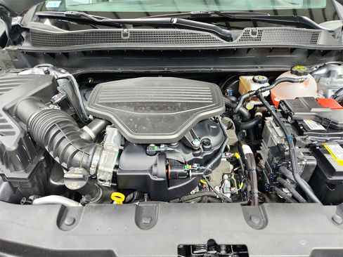 Used 2025 Chevrolet Blazer RS image 17