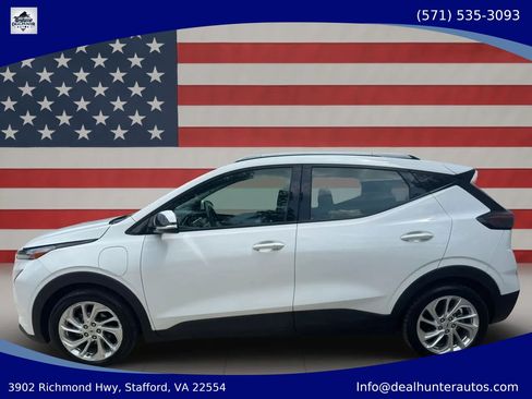 Used 2023 Chevrolet Bolt EUV LT FWD image 7