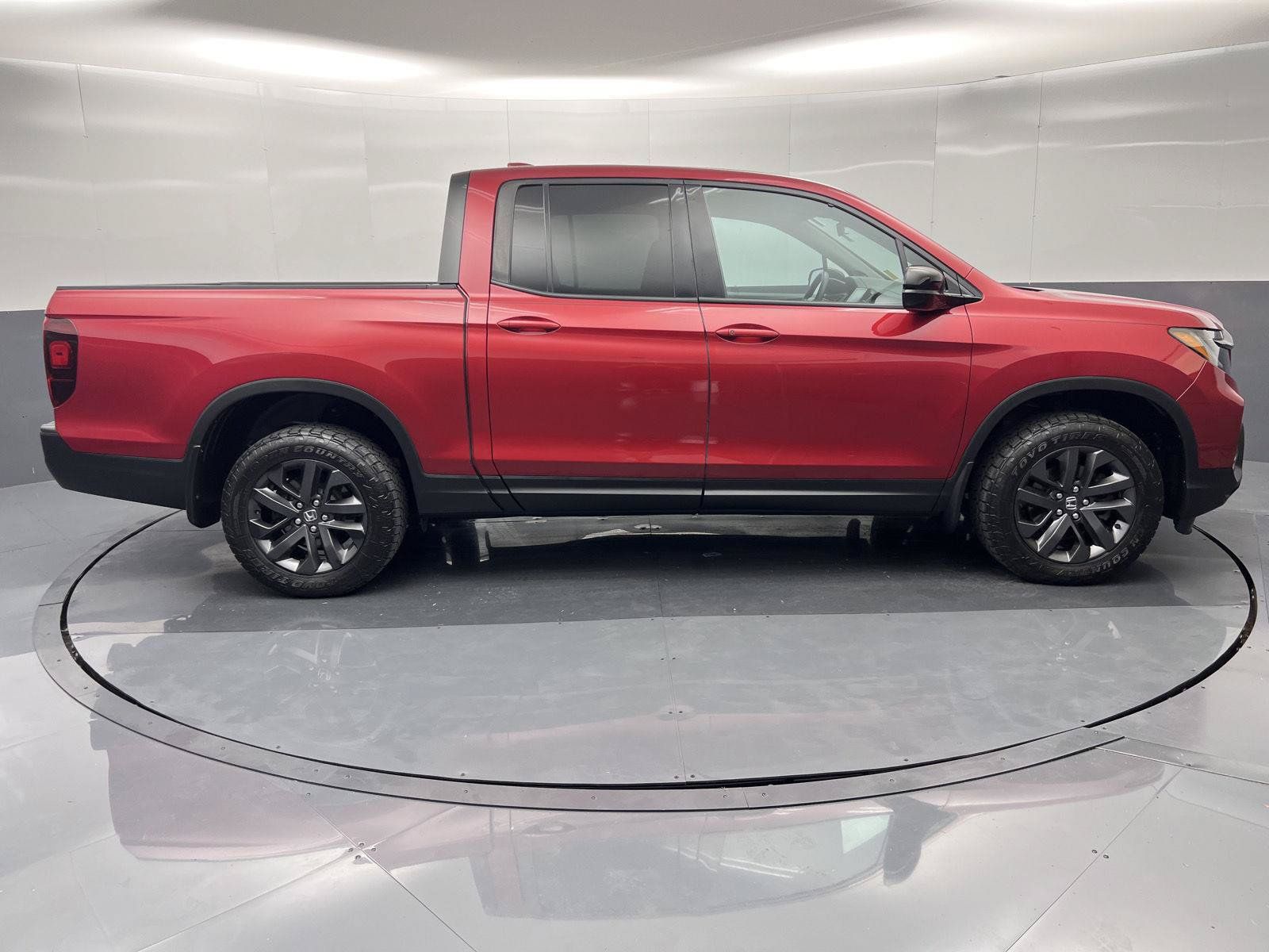 Used 2021 Honda Ridgeline Sport image 32