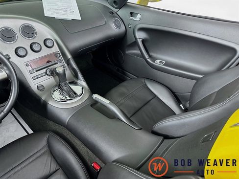 Used 2007 Pontiac Solstice Convertible w/ Premium Package image 25