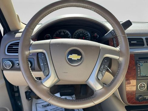 Used 2010 Chevrolet Tahoe LT w/ Luxury Package AWD/4WD image 29