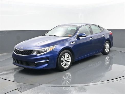 Used 2018 Kia Optima LX image 2