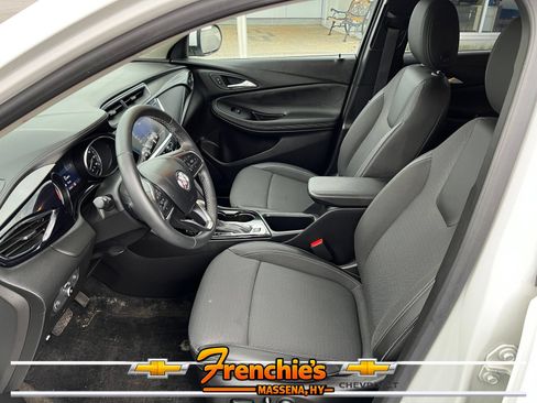 Used 2023 Buick Encore GX Preferred w/ Cold Weather Comfort Package AWD/4WD image 12