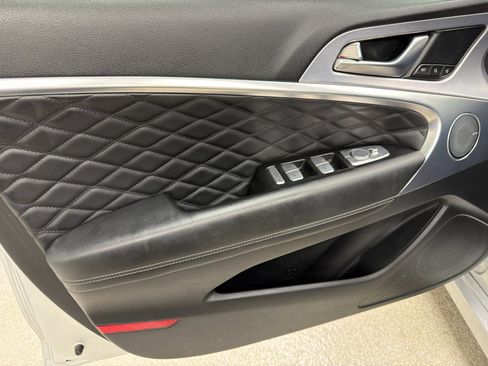 Used 2019 Genesis G70 2.0T Advanced w/ Dynamic Package image 14