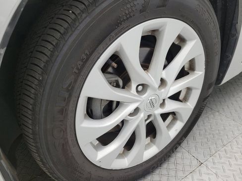 Used 2019 Nissan Sentra SV image 31