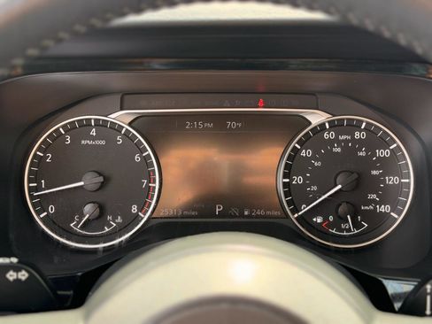 Used 2025 Nissan Pathfinder SV image 15