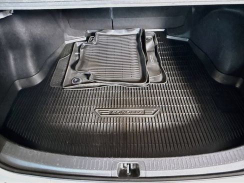 Certified 2024 Toyota Corolla SE FWD image 28