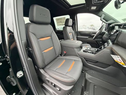 New 2026 GMC Sierra 2500 AT4 w/ AT4 Premium Plus Package AWD/4WD image 17