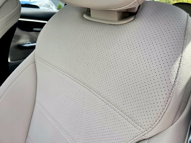 Certified 2023 Mercedes-Benz C 300 4MATIC Sedan image 19