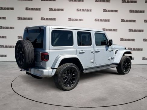 Used 2023 Jeep Wrangler Altitude image 5