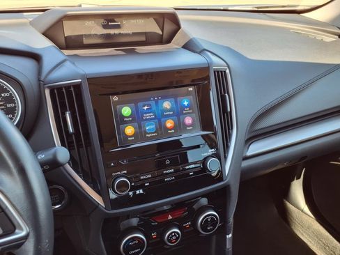 Used 2023 Subaru Forester Premium w/ Popular Package #2 image 10