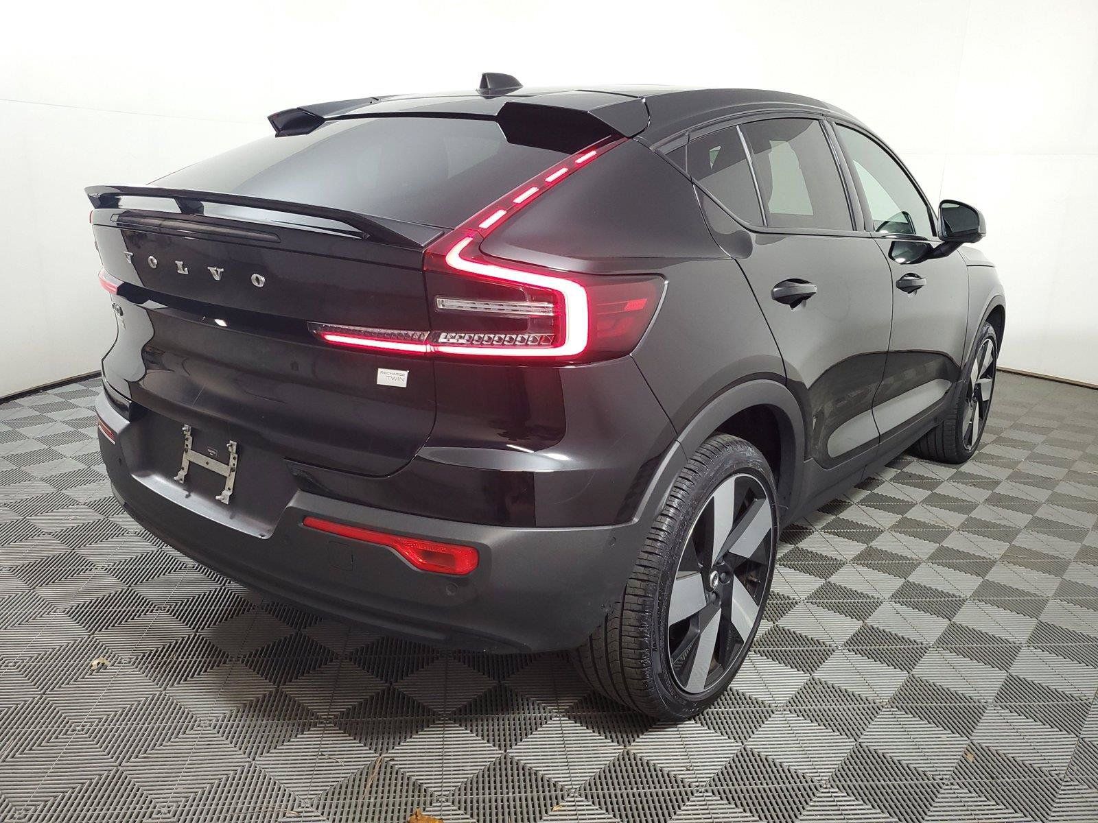 Used 2023 Volvo C40 P8 Recharge Ultimate AWD/4WD image 6