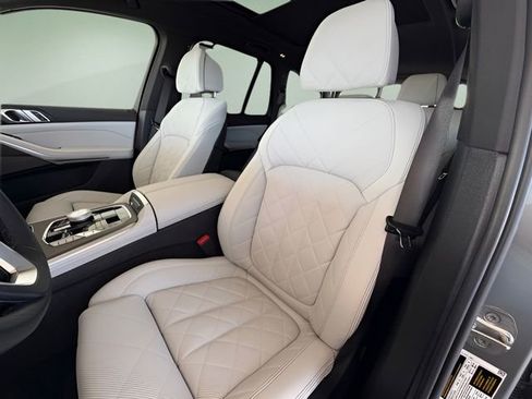 Certified 2024 BMW X5 sDrive40i w/ Executive Package image 31