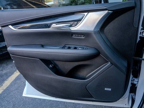 Used 2024 Cadillac XT5 Premium Luxury image 15