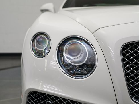 Used 2016 Bentley Continental GT V8 S image 13
