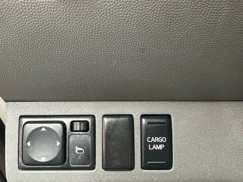 Used 2018 Nissan Frontier SV RWD image 13