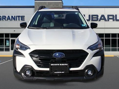 Certified 2025 Subaru Outback Onyx Edition image 4